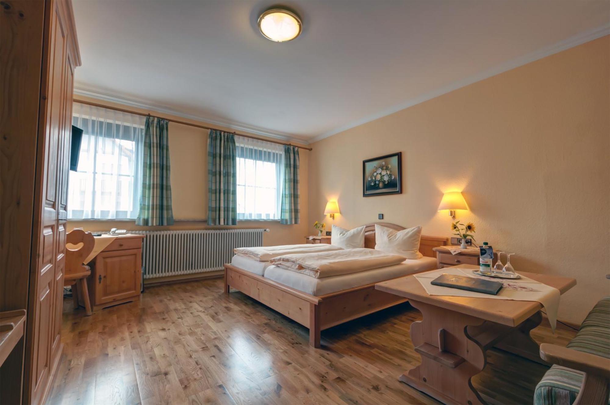 Hotel Gasthof Roessle Senden  Eksteriør billede